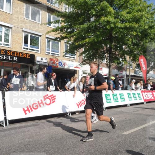 15.09.2024 - PSD Bank Halbmarathon Miley Keyser http://msf.ph/oto/7061516 15.09.2024 12:10:15 Ziel 1211, 1639, 1836, 1864, 1993, 1998, 2170, 2196, 2308, 2531, 2546, 2547, 2788, 2877, 2915, 2937, 3117, 3144, 3187, 3538 meine-sportfotos.de