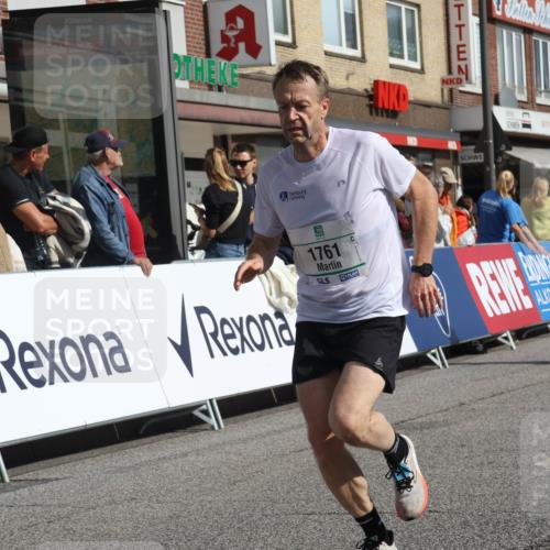 15.09.2024 - PSD Bank Halbmarathon Michael Strokosch http://msf.ph/oto/7061523 15.09.2024 11:46:23 Ziel 779, 967, 1202, 1358, 1474, 1541, 1761, 2162, 2677, 2680 meine-sportfotos.de