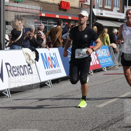 15.09.2024 - PSD Bank Halbmarathon Michael Strokosch http://msf.ph/oto/7061539 15.09.2024 11:46:26 Ziel 779, 784, 786, 1202, 1358, 1474, 1761, 2162, 2677, 2680, 2681, 3560 meine-sportfotos.de