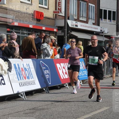 15.09.2024 - PSD Bank Halbmarathon Michael Strokosch http://msf.ph/oto/7061553 15.09.2024 11:46:30 Ziel 779, 784, 786, 1202, 1474, 1761, 2162, 2677, 2680, 2681, 3560 meine-sportfotos.de