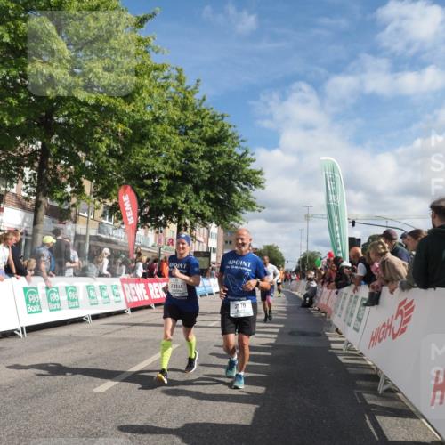 15.09.2024 - PSD Bank Halbmarathon Miley Keyser http://msf.ph/oto/7061556 15.09.2024 12:10:18 Ziel 1211, 1639, 1649, 1836, 1881, 1993, 1998, 2170, 2196, 2308, 2531, 2546, 2547, 2877, 2915, 2937, 3144, 3187, 3538 meine-sportfotos.de