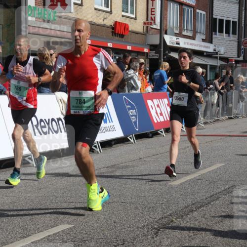 15.09.2024 - PSD Bank Halbmarathon Michael Strokosch http://msf.ph/oto/7061577 15.09.2024 11:46:33 Ziel 779, 784, 786, 969, 1202, 1315, 1746, 1761, 2162, 2677, 2681, 3560 meine-sportfotos.de