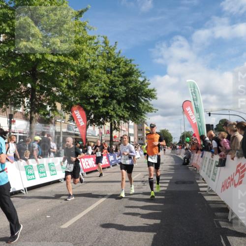 15.09.2024 - PSD Bank Halbmarathon Miley Keyser http://msf.ph/oto/7061651 15.09.2024 12:10:24 Ziel 1211, 1639, 1649, 1752, 1836, 1881, 2028, 2143, 2170, 2196, 2308, 2546, 2547, 2828, 2833, 2877, 2937, 2985, 3144, 3538 meine-sportfotos.de