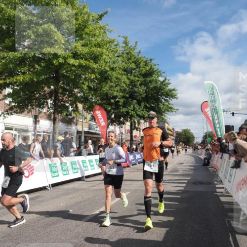15.09.2024 - PSD Bank Halbmarathon Miley Keyser http://msf.ph/oto/7061674 15.09.2024 12:10:25 Ziel 1211, 1639, 1649, 1752, 1836, 1881, 2028, 2143, 2170, 2196, 2308, 2546, 2547, 2828, 2833, 2877, 2985, 3144, 3147, 3538 meine-sportfotos.de