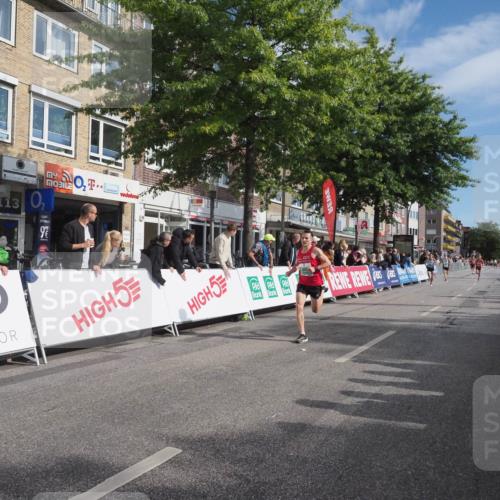 15.09.2024 - PSD Bank Halbmarathon Miley Keyser http://msf.ph/oto/7061695 15.09.2024 11:06:56 Ziel 456, 459, 460, 465, 467, 468, 472, 805 meine-sportfotos.de