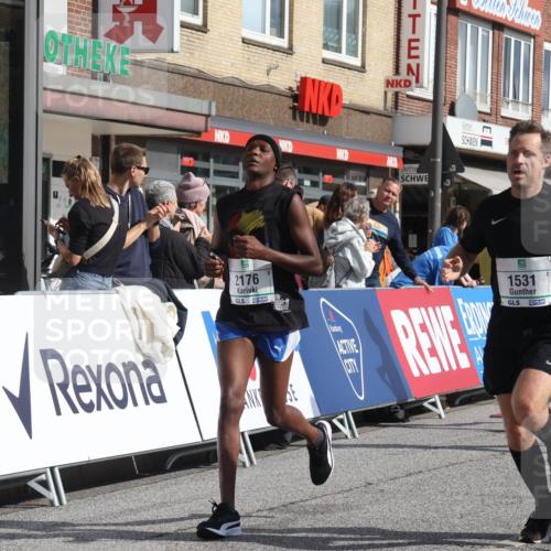 15.09.2024 - PSD Bank Halbmarathon Michael Strokosch http://msf.ph/oto/7061700 15.09.2024 11:46:55 Ziel 444, 832, 966, 1195, 1261, 1369, 1412, 1531, 1886, 1897, 2176, 2630, 2653, 2699 meine-sportfotos.de