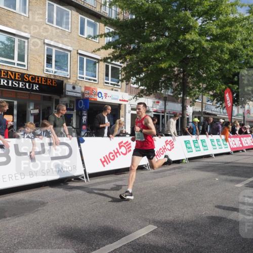 15.09.2024 - PSD Bank Halbmarathon Miley Keyser http://msf.ph/oto/7061715 15.09.2024 11:06:56 Ziel 456, 459, 460, 465, 467, 468, 472, 805 meine-sportfotos.de