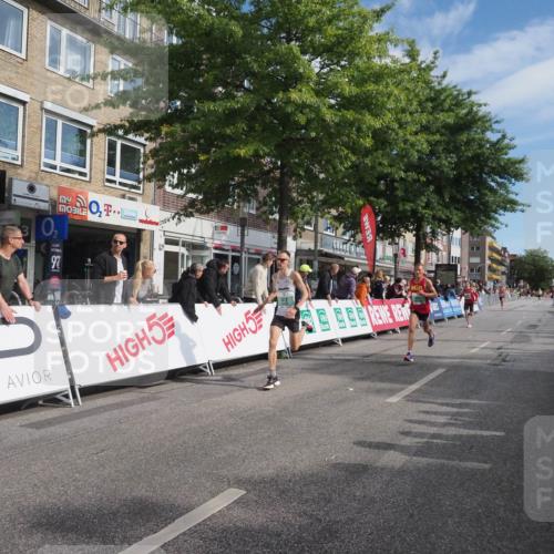 15.09.2024 - PSD Bank Halbmarathon Miley Keyser http://msf.ph/oto/7061755 15.09.2024 11:07:00 Ziel 456, 460, 465, 467, 468, 472, 805 meine-sportfotos.de