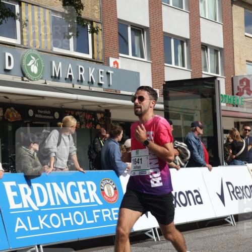15.09.2024 - PSD Bank Halbmarathon Michael Strokosch http://msf.ph/oto/7061794 15.09.2024 11:47:11 Ziel 1053, 1078, 1195, 1269, 1369, 1488, 1641, 1789, 2491, 2532, 2533, 2653 meine-sportfotos.de