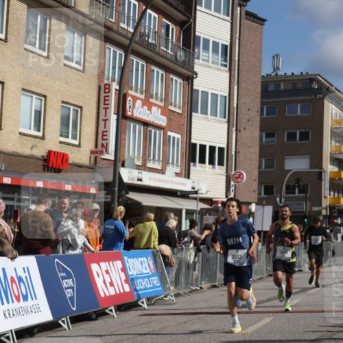 15.09.2024 - PSD Bank Halbmarathon Michael Strokosch http://msf.ph/oto/7061796 15.09.2024 11:47:12 Ziel 1053, 1078, 1195, 1269, 1369, 1488, 1641, 1648, 1789, 2491, 2532, 2533, 2653 meine-sportfotos.de