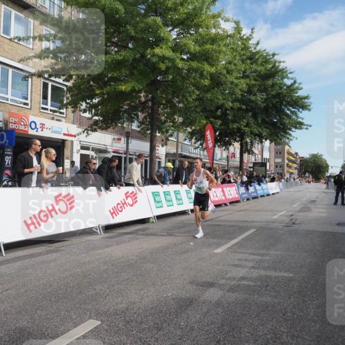 15.09.2024 - PSD Bank Halbmarathon Miley Keyser http://msf.ph/oto/7061848 15.09.2024 11:07:11 Ziel 462, 464, 465, 468 meine-sportfotos.de