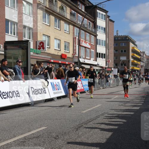 15.09.2024 - PSD Bank Halbmarathon Michael Strokosch http://msf.ph/oto/7061861 15.09.2024 11:47:23 Ziel 1053, 1078, 1100, 1297, 1300, 1488, 1624, 1648, 2044, 2243, 2491, 2532, 2533 meine-sportfotos.de