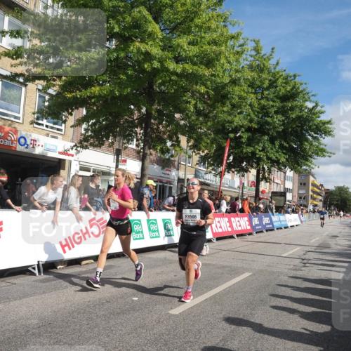 15.09.2024 - PSD Bank Halbmarathon Miley Keyser http://msf.ph/oto/7061867 15.09.2024 12:10:37 Ziel 1649, 1752, 1881, 2028, 2059, 2143, 2828, 2833, 2985, 3077, 3147, 3506 meine-sportfotos.de