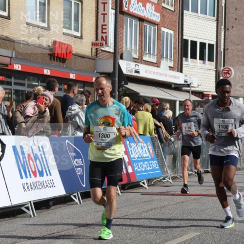 15.09.2024 - PSD Bank Halbmarathon Michael Strokosch http://msf.ph/oto/7061903 15.09.2024 11:47:31 Ziel 1100, 1297, 1300, 1485, 1490, 1594, 1624, 1637, 1648, 1785, 2041, 2044, 2104, 2243, 2532, 2654 meine-sportfotos.de