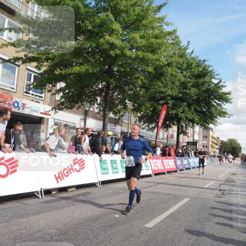 15.09.2024 - PSD Bank Halbmarathon Miley Keyser http://msf.ph/oto/7061918 15.09.2024 12:10:46 Ziel 1932, 1999, 2059, 2107, 2143, 2268, 3077, 3147, 3506 meine-sportfotos.de