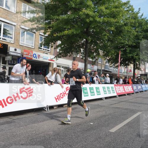 15.09.2024 - PSD Bank Halbmarathon Miley Keyser http://msf.ph/oto/7061943 15.09.2024 12:10:49 Ziel 1932, 1999, 2059, 2107, 2268, 3077 meine-sportfotos.de
