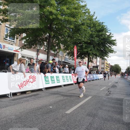 15.09.2024 - PSD Bank Halbmarathon Miley Keyser http://msf.ph/oto/7061948 15.09.2024 12:10:52 Ziel 1932, 1999, 2059, 2107, 2268, 2455, 2940 meine-sportfotos.de