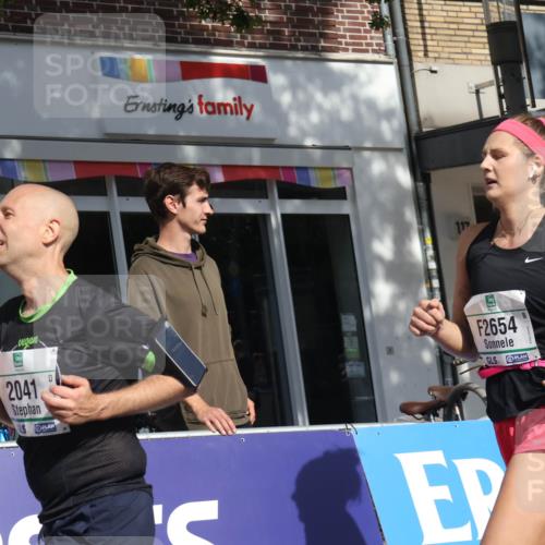 15.09.2024 - PSD Bank Halbmarathon Michael Strokosch http://msf.ph/oto/7061952 15.09.2024 11:47:38 Ziel 1100, 1278, 1300, 1485, 1490, 1594, 1637, 1785, 2041, 2104, 2654, 2672 meine-sportfotos.de