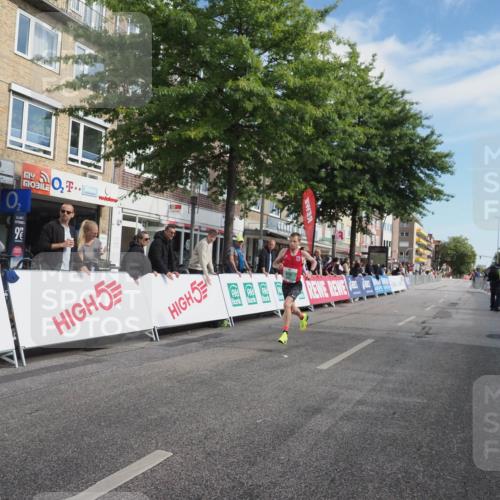 15.09.2024 - PSD Bank Halbmarathon Miley Keyser http://msf.ph/oto/7062003 15.09.2024 11:07:34 Ziel 469, 476, 482 meine-sportfotos.de