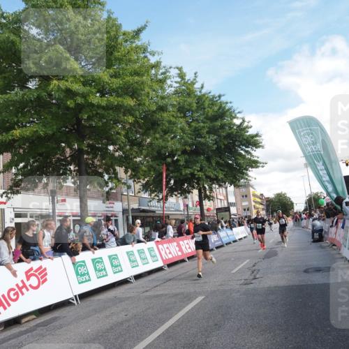 15.09.2024 - PSD Bank Halbmarathon Miley Keyser http://msf.ph/oto/7062005 15.09.2024 12:11:02 Ziel 776, 1861, 1999, 2218, 2268, 2455, 2940, 3520 meine-sportfotos.de