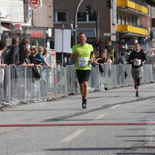 15.09.2024 - PSD Bank Halbmarathon Michael Strokosch http://msf.ph/oto/7062010 15.09.2024 11:47:50 Ziel 1278, 1305, 1688, 2509, 2672, 2934 meine-sportfotos.de