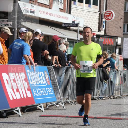 15.09.2024 - PSD Bank Halbmarathon Michael Strokosch http://msf.ph/oto/7062028 15.09.2024 11:47:52 Ziel 1200, 1278, 1305, 1688, 2051, 2509, 2672, 2934 meine-sportfotos.de