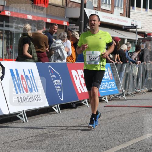 15.09.2024 - PSD Bank Halbmarathon Michael Strokosch http://msf.ph/oto/7062033 15.09.2024 11:47:53 Ziel 1200, 1278, 1305, 1527, 1688, 2051, 2509, 2672, 2745, 2934 meine-sportfotos.de
