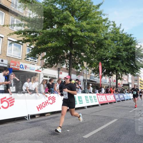 15.09.2024 - PSD Bank Halbmarathon Miley Keyser http://msf.ph/oto/7062041 15.09.2024 12:11:04 Ziel 776, 1861, 1999, 2218, 2268, 2455, 2940, 3520 meine-sportfotos.de