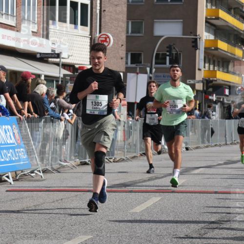 15.09.2024 - PSD Bank Halbmarathon Michael Strokosch http://msf.ph/oto/7062051 15.09.2024 11:47:56 Ziel 1200, 1305, 1527, 1562, 1688, 2051, 2509, 2555, 2672, 2745, 2934 meine-sportfotos.de