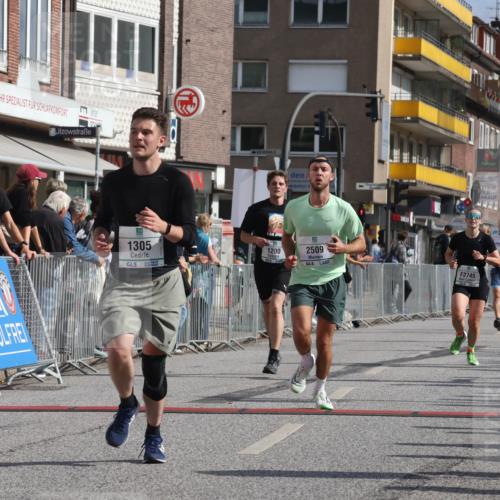 15.09.2024 - PSD Bank Halbmarathon Michael Strokosch http://msf.ph/oto/7062054 15.09.2024 11:47:56 Ziel 1200, 1305, 1527, 1562, 1688, 2051, 2509, 2555, 2672, 2745, 2934 meine-sportfotos.de