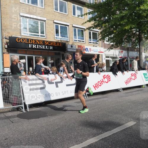 15.09.2024 - PSD Bank Halbmarathon Miley Keyser http://msf.ph/oto/7062066 15.09.2024 11:08:08 Ziel 403, 408, 474, 475, 479, 483, 491 meine-sportfotos.de