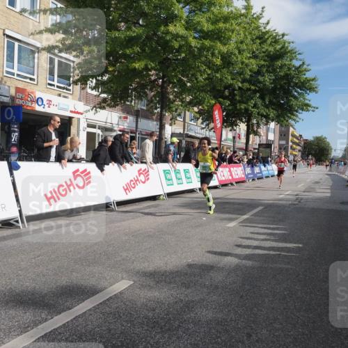 15.09.2024 - PSD Bank Halbmarathon Miley Keyser http://msf.ph/oto/7062070 15.09.2024 11:08:11 Ziel 403, 408, 474, 475, 479, 483, 491 meine-sportfotos.de