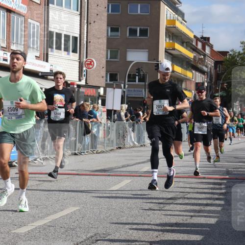15.09.2024 - PSD Bank Halbmarathon Michael Strokosch http://msf.ph/oto/7062072 15.09.2024 11:47:58 Ziel 1200, 1305, 1527, 1562, 1688, 1744, 2051, 2509, 2555, 2672, 2745, 2934 meine-sportfotos.de
