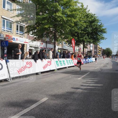 15.09.2024 - PSD Bank Halbmarathon Miley Keyser http://msf.ph/oto/7062092 15.09.2024 11:08:12 Ziel 403, 408, 474, 475, 479, 483, 491, 493 meine-sportfotos.de