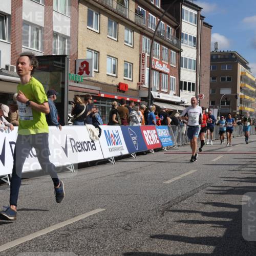 15.09.2024 - PSD Bank Halbmarathon Michael Strokosch http://msf.ph/oto/7062115 15.09.2024 11:48:05 Ziel 1200, 1264, 1305, 1356, 1513, 1527, 1562, 1688, 1744, 2051, 2509, 2555, 2563, 2745, 3556 meine-sportfotos.de