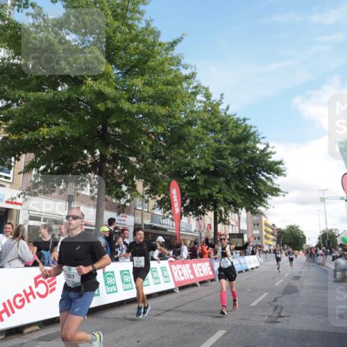 15.09.2024 - PSD Bank Halbmarathon Miley Keyser http://msf.ph/oto/7062118 15.09.2024 12:11:08 Ziel 776, 1861, 1999, 2218, 2455, 2519, 2940, 2941, 3520 meine-sportfotos.de
