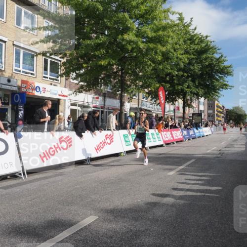 15.09.2024 - PSD Bank Halbmarathon Miley Keyser http://msf.ph/oto/7062129 15.09.2024 11:08:15 Ziel 403, 474, 475, 479, 483, 491, 493 meine-sportfotos.de