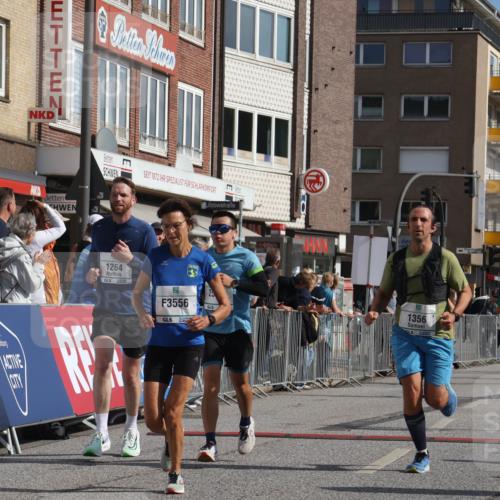 15.09.2024 - PSD Bank Halbmarathon Michael Strokosch http://msf.ph/oto/7062147 15.09.2024 11:48:09 Ziel 833, 1200, 1264, 1305, 1356, 1513, 1527, 1562, 1744, 2051, 2484, 2509, 2555, 2563, 2745, 2944, 3556 meine-sportfotos.de
