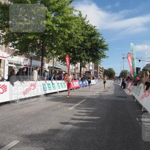 15.09.2024 - PSD Bank Halbmarathon Miley Keyser http://msf.ph/oto/7062177 15.09.2024 11:08:20 Ziel 403, 474, 475, 491, 493, 562, 1076 meine-sportfotos.de