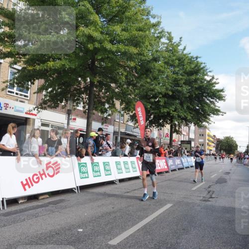 15.09.2024 - PSD Bank Halbmarathon Miley Keyser http://msf.ph/oto/7062202 15.09.2024 12:11:15 Ziel 776, 1861, 2218, 2519, 2540, 2888, 2941, 3520, 3530 meine-sportfotos.de