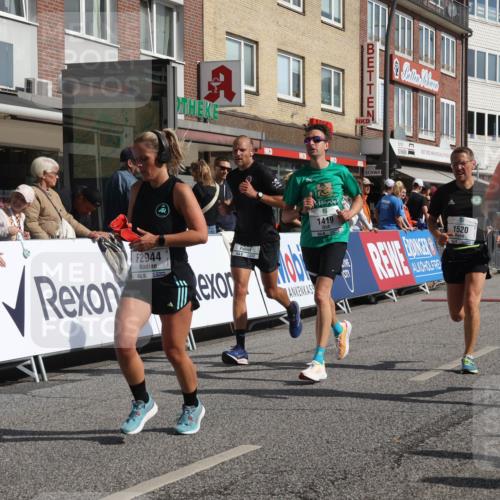 15.09.2024 - PSD Bank Halbmarathon Michael Strokosch http://msf.ph/oto/7062203 15.09.2024 11:48:18 Ziel 782, 833, 1264, 1321, 1356, 1419, 1513, 1519, 1520, 1532, 1744, 2484, 2563, 2944, 3556 meine-sportfotos.de