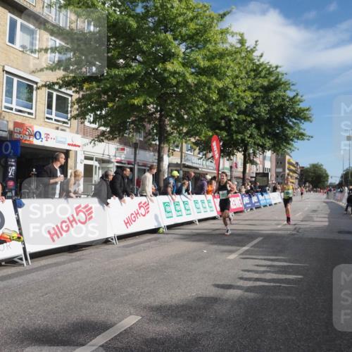 15.09.2024 - PSD Bank Halbmarathon Miley Keyser http://msf.ph/oto/7062204 15.09.2024 11:08:21 Ziel 403, 474, 475, 477, 491, 493, 562, 1076 meine-sportfotos.de