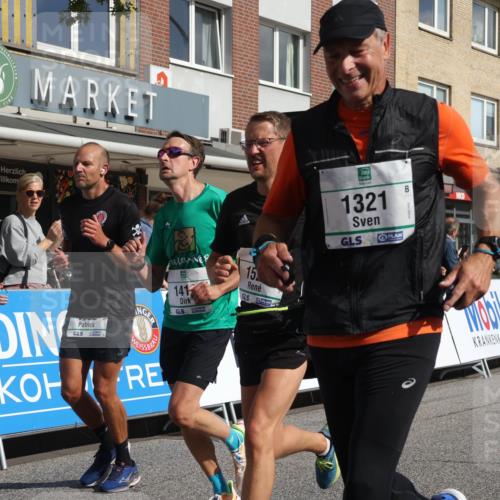 15.09.2024 - PSD Bank Halbmarathon Michael Strokosch http://msf.ph/oto/7062214 15.09.2024 11:48:20 Ziel 782, 833, 1254, 1264, 1321, 1356, 1419, 1513, 1519, 1520, 1532, 2484, 2563, 2944, 3556 meine-sportfotos.de