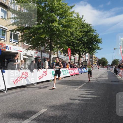 15.09.2024 - PSD Bank Halbmarathon Miley Keyser http://msf.ph/oto/7062217 15.09.2024 11:08:21 Ziel 403, 474, 475, 477, 491, 493, 562, 1076 meine-sportfotos.de