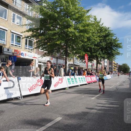 15.09.2024 - PSD Bank Halbmarathon Miley Keyser http://msf.ph/oto/7062226 15.09.2024 11:08:22 Ziel 474, 475, 477, 491, 493, 562, 1076 meine-sportfotos.de