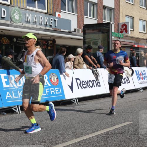 15.09.2024 - PSD Bank Halbmarathon Michael Strokosch http://msf.ph/oto/7062262 15.09.2024 11:48:28 Ziel 782, 1182, 1254, 1307, 1321, 1374, 1419, 1519, 1520, 1532, 2644, 2944 meine-sportfotos.de