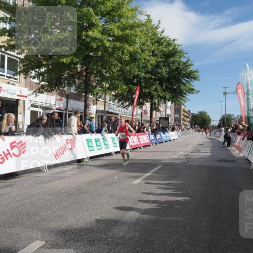 15.09.2024 - PSD Bank Halbmarathon Miley Keyser http://msf.ph/oto/7062265 15.09.2024 11:08:27 Ziel 474, 475, 477, 487, 493, 562, 1076 meine-sportfotos.de