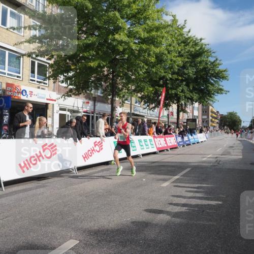 15.09.2024 - PSD Bank Halbmarathon Miley Keyser http://msf.ph/oto/7062269 15.09.2024 11:08:28 Ziel 475, 477, 487, 493, 562, 1076 meine-sportfotos.de