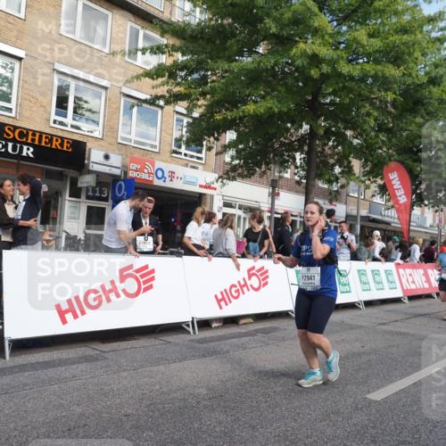 15.09.2024 - PSD Bank Halbmarathon Miley Keyser http://msf.ph/oto/7062274 15.09.2024 12:11:18 Ziel 776, 1861, 2218, 2519, 2540, 2888, 2941, 3520, 3530 meine-sportfotos.de