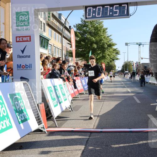15.09.2024 - PSD Bank Halbmarathon Strokosch-Dieckow http://msf.ph/oto/7062286 15.09.2024 10:25:03 Ziel 61, 131, 211 meine-sportfotos.de